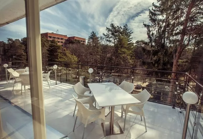 هتل Narva Jõesuu Medical Spa