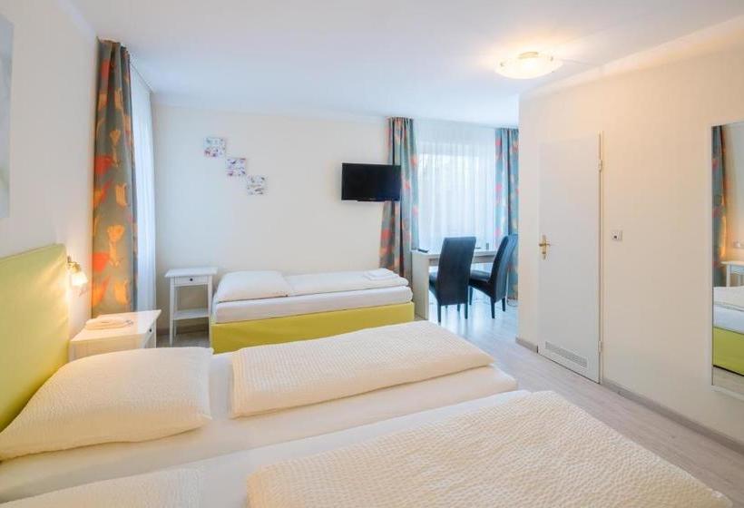 Отель Niebüller Hof