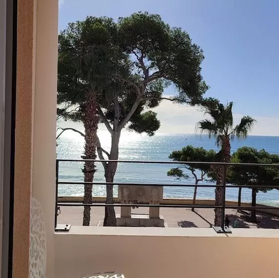 ホテル Restaurant Miramar L Orchidee