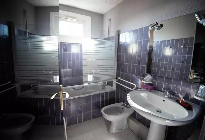 酒店 Restaurant Saintbenoit