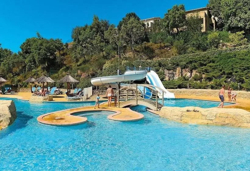 Отель Résidence Odalys Les Hauts De Salavas