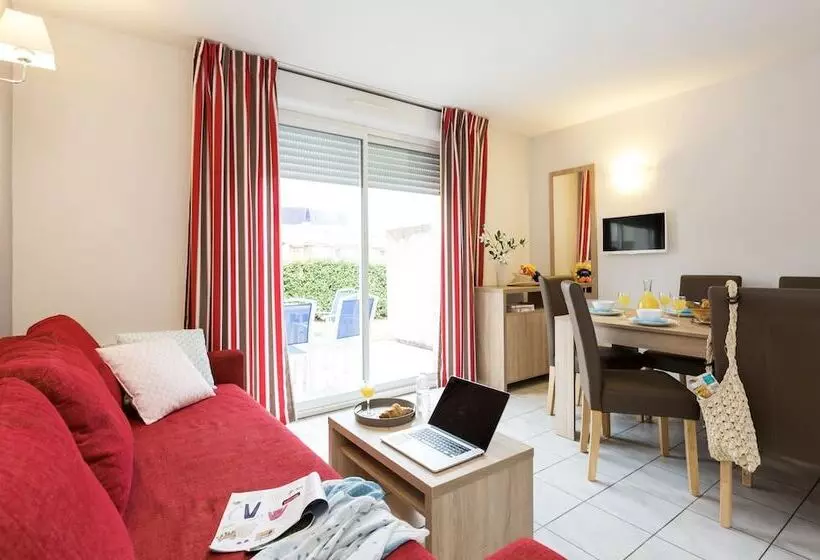 Отель Résidence Odalys Les Hauts De Salavas