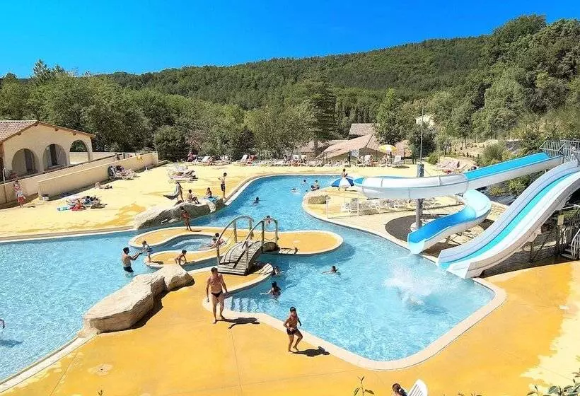 Отель Résidence Odalys Les Hauts De Salavas