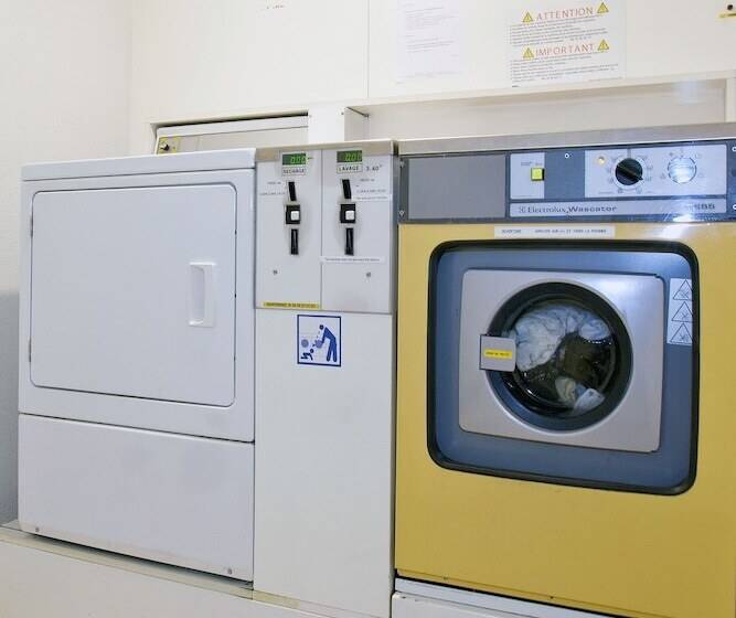 בית מלון כפרי Sejours & Affaires Annecy Le Pont Neuf