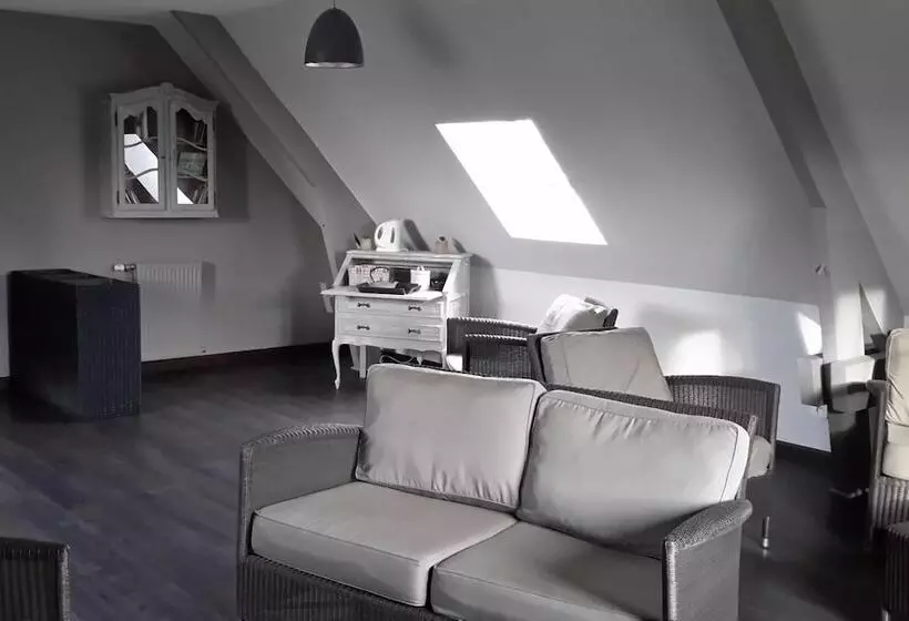 ホテル Spa Les Saules