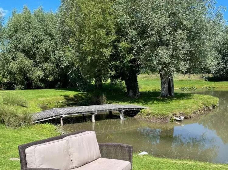 ホテル Spa Les Saules