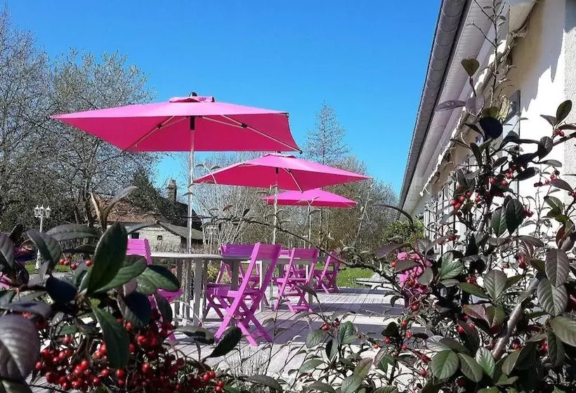 ホテル Spa Les Saules