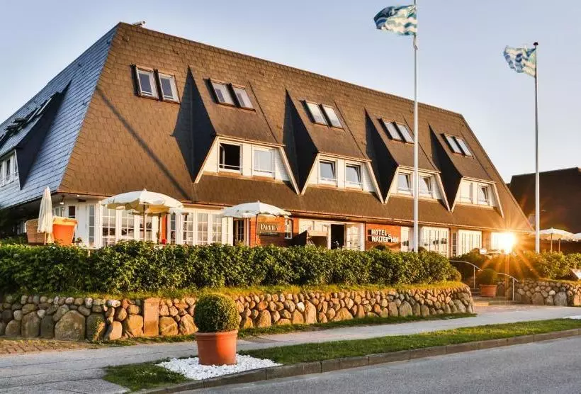 Отель Boutique Suites Im Walter S Hof