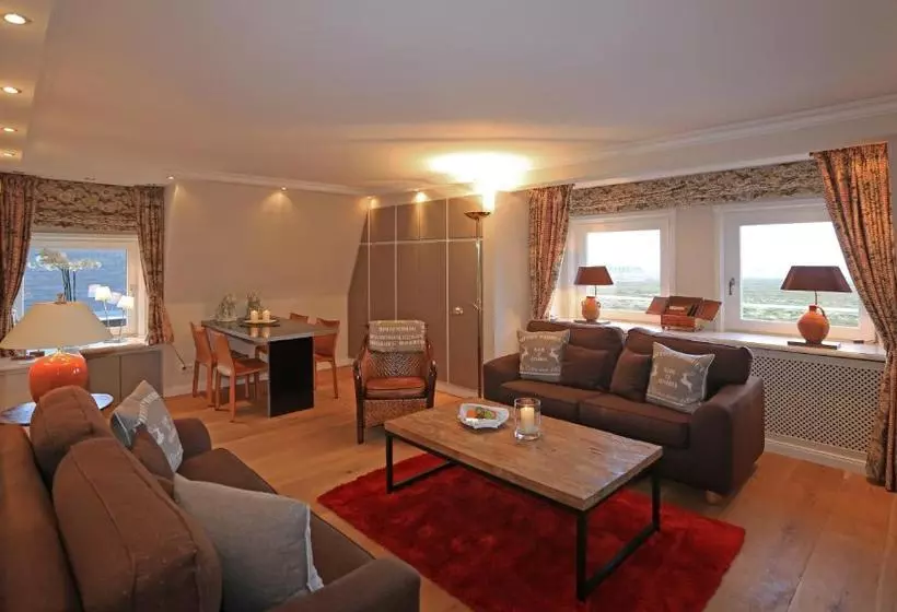 Отель Boutique Suites Im Walter S Hof