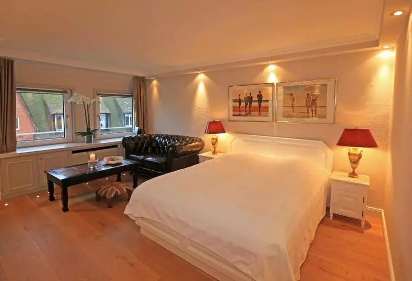 Отель Boutique Suites Im Walter S Hof