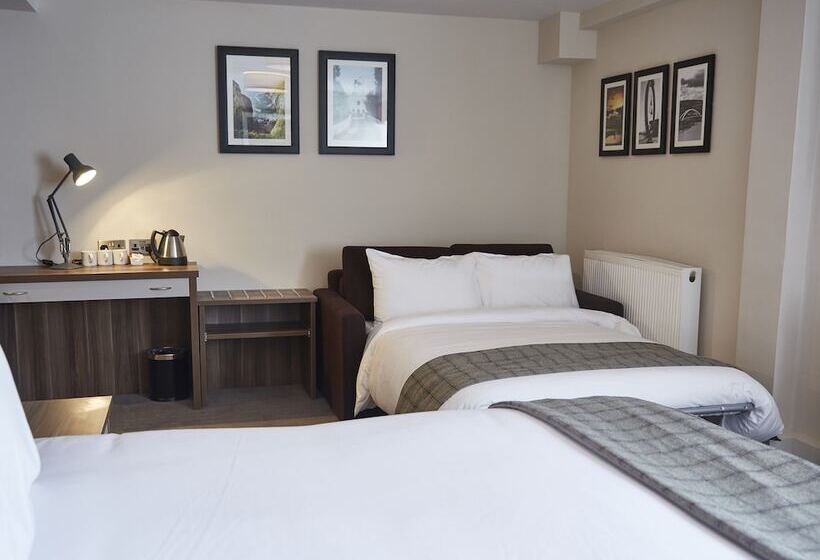 모텔 New Inn By Greene King Inns