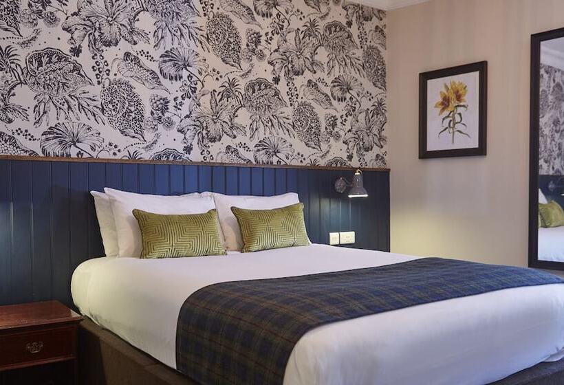 모텔 New Inn By Greene King Inns