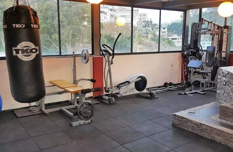 Majatalo Chez Elena Guesthouse