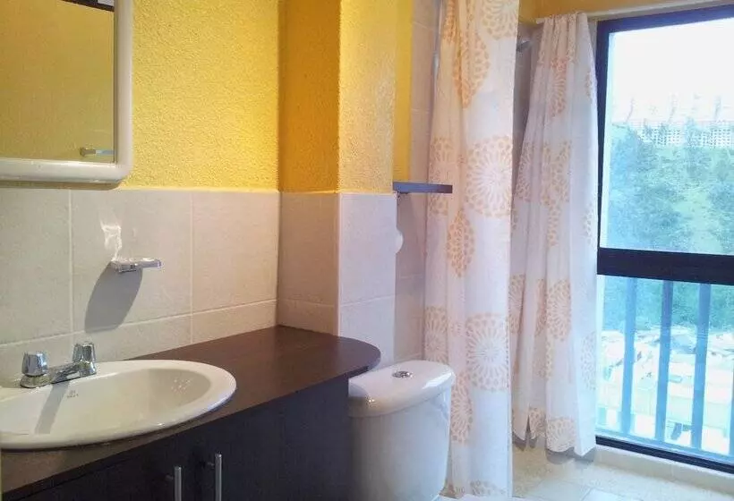 Majatalo Chez Elena Guesthouse