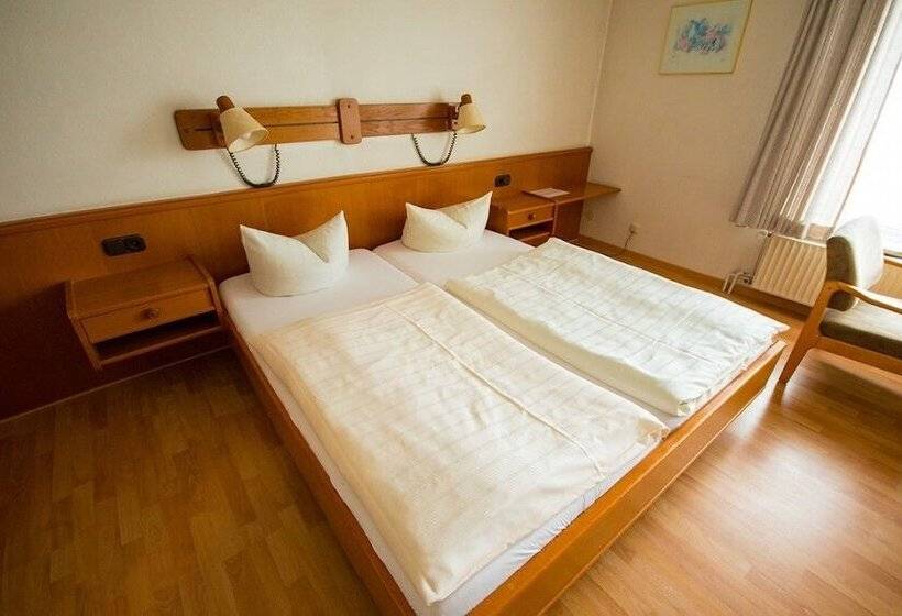 פנסיון & Restaurant Wiggers