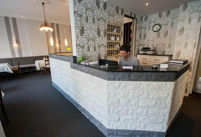 פנסיון & Restaurant Wiggers