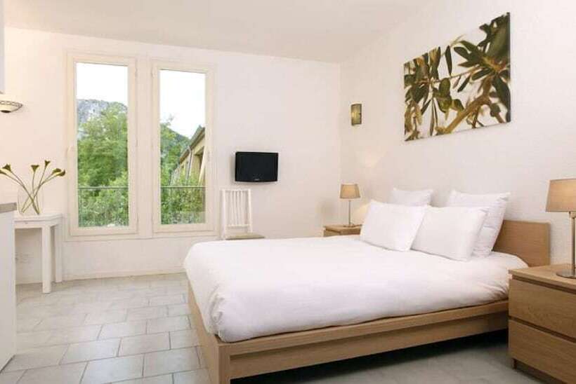 Vacancéole   Le Domaine De Chames   Pont D Arc