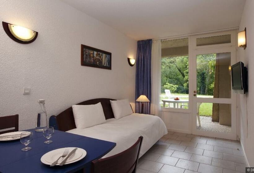 Vacancéole   Le Domaine De Chames   Pont D Arc