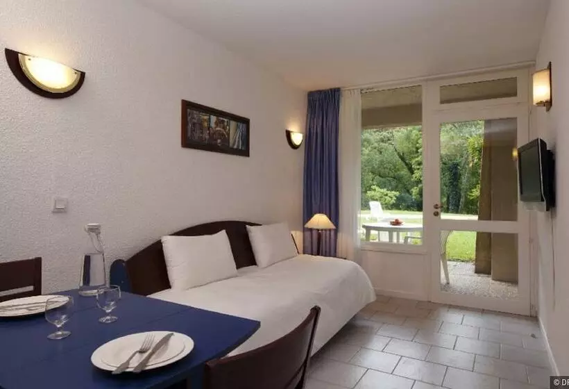 Vacancéole Le Domaine De Chames Pont D Arc