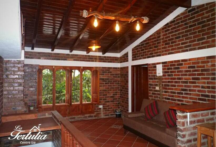 La Tertulia Centro Iza