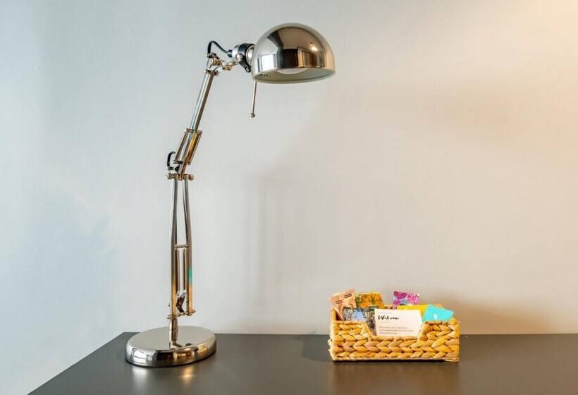 Amazing Flat With Excellent Location In Besiktas