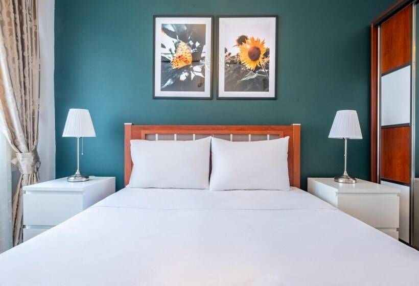 Amazing Flat With Excellent Location In Besiktas