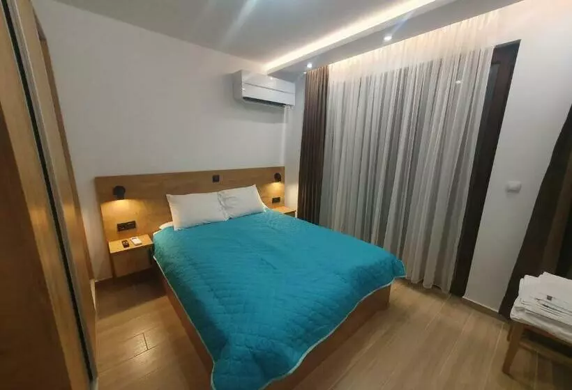 Apartment Aria