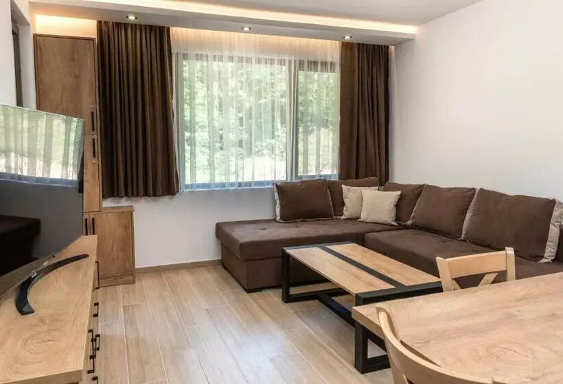 Apartment Aria