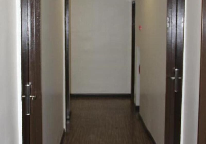 בית מלון כפרי Setia Inn