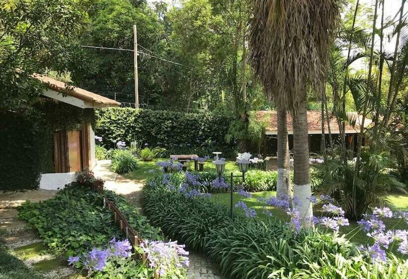 Lindo E Aconchegante Chalé Com Piscina, Lareira E Churrasqueira