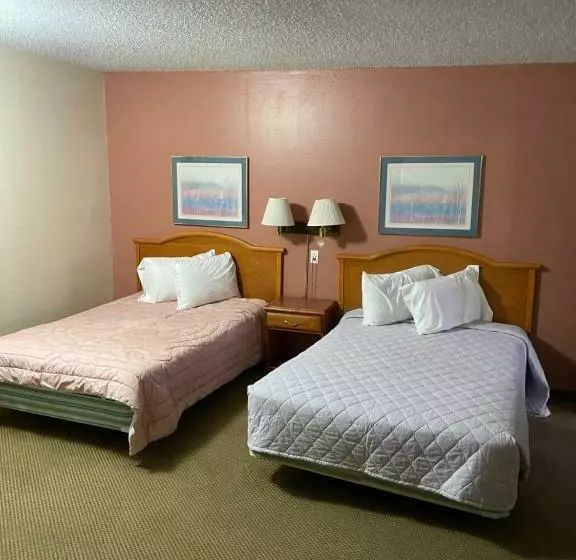 Travelers Motel