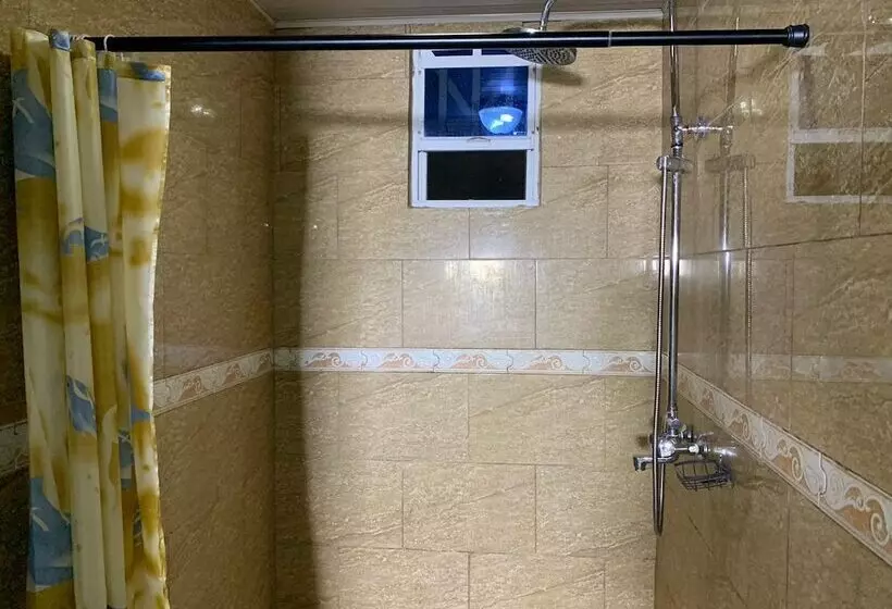 Charming 1 Bed House In Georgetown