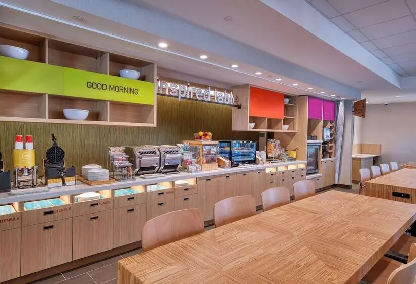 هتل Home2 Suites Lake Havasu City, Az