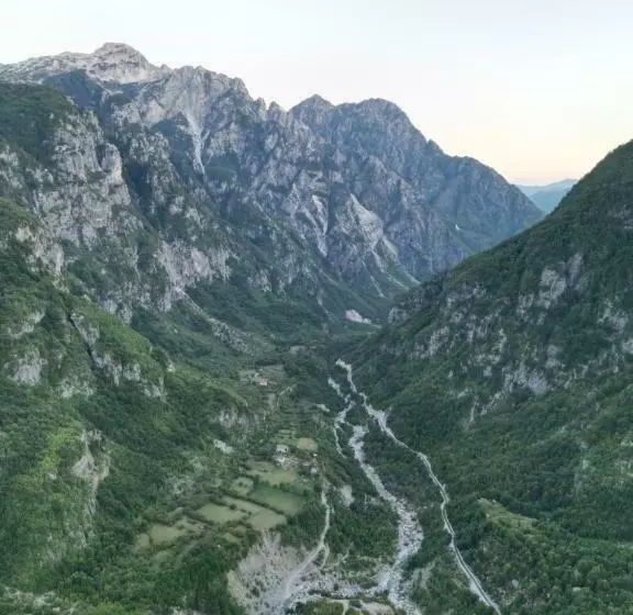 Pension Thethi Mountain