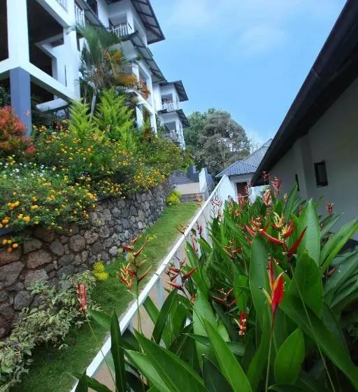 リゾートホテル Tea Village Munnar