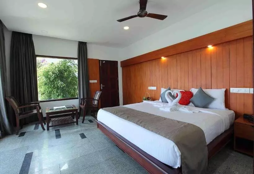 リゾートホテル Tea Village Munnar