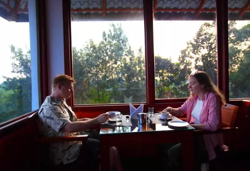 リゾートホテル Tea Village Munnar