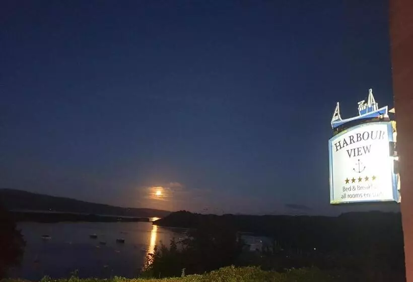 Aamiaismajoitus (B&B) Harbour View