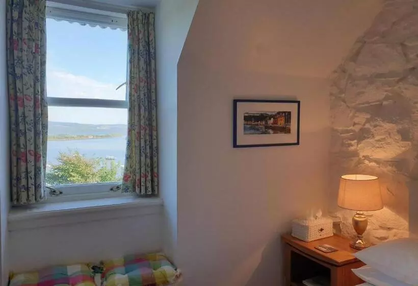 Aamiaismajoitus (B&B) Harbour View