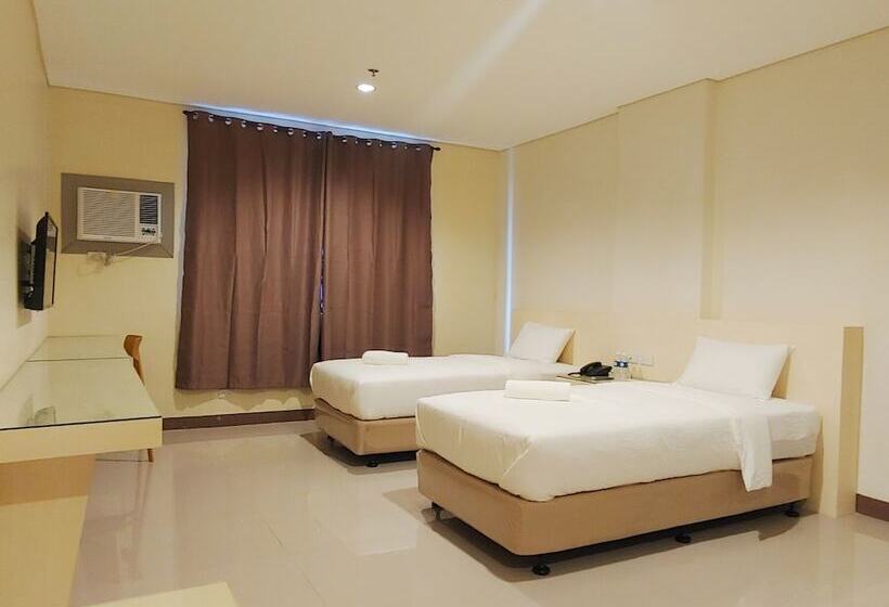 Hotel Kaizen Suites