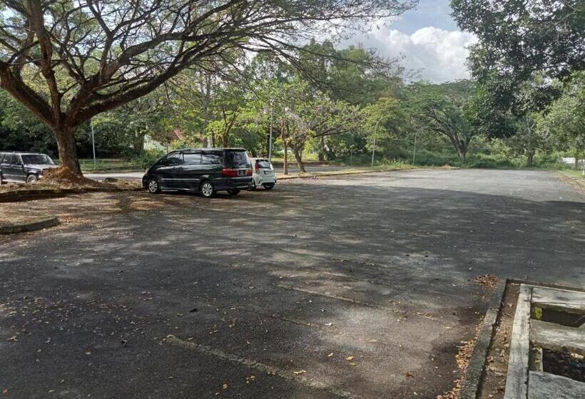 בית מלון כפרי The Clove Mont