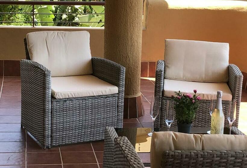 La Cala Azul 2 Bedroom Apartment With Big Sunny Terrace & Walking Distance To All The Amenities   Co