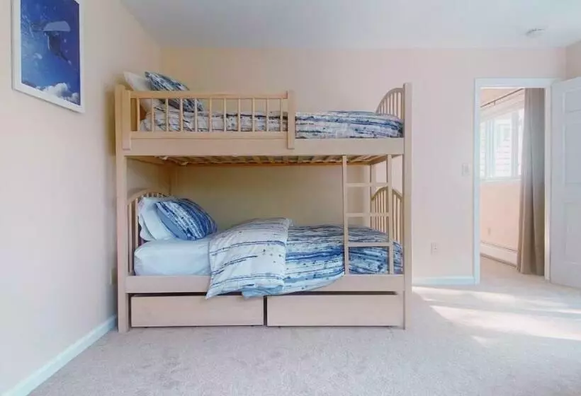 Multi Level Stratton Mountain Home