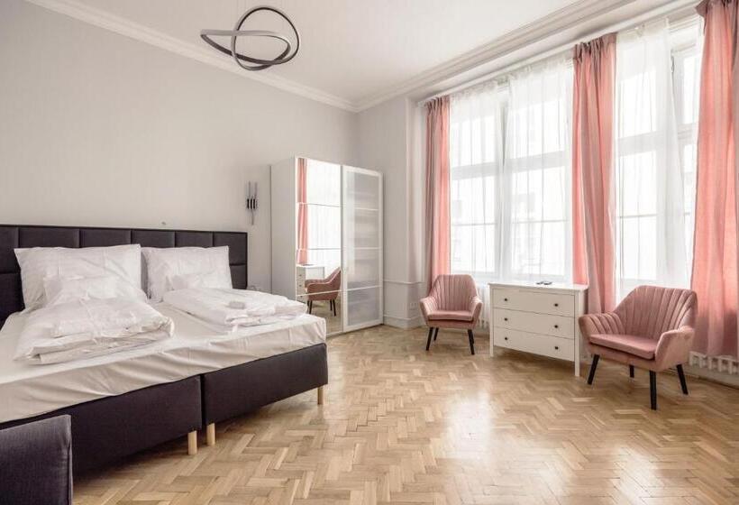 Prime Star Fashion Street Modern Luxury Apartments