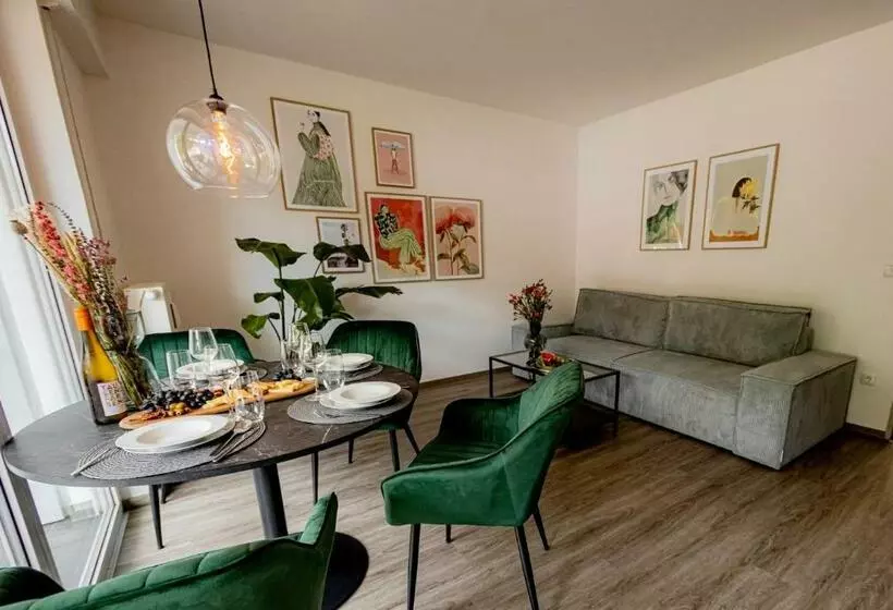 Bonnystay L Modern L Zentral L Work Space L Kitchen L Smart Tv L Wlan