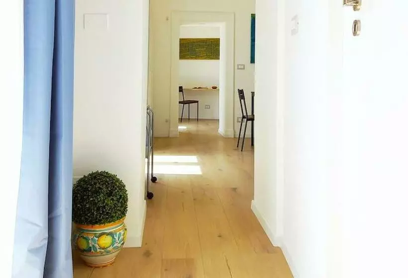 Casa Roca   Elegante Appartamento A Due Passi Dal Centro, Free Parking