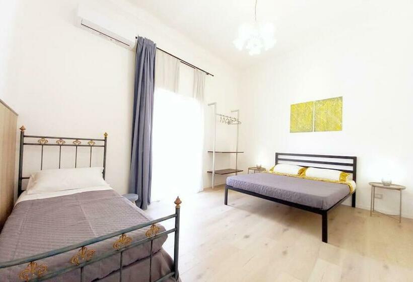 Casa Roca   Elegante Appartamento A Due Passi Dal Centro, Free Parking