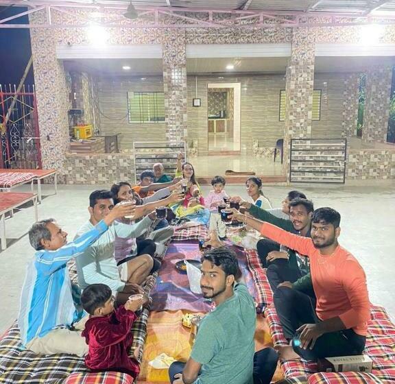 酒店 The Sainik Farmhouse