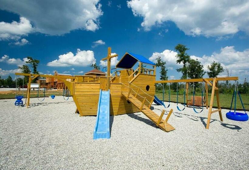 אתר נופש Diamonds Old West