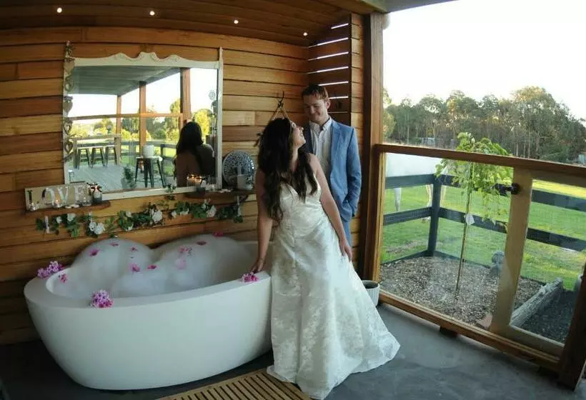 Aamiaismajoitus (B&B) Wagtail Nest Country Retreat   Longford Vic 3851